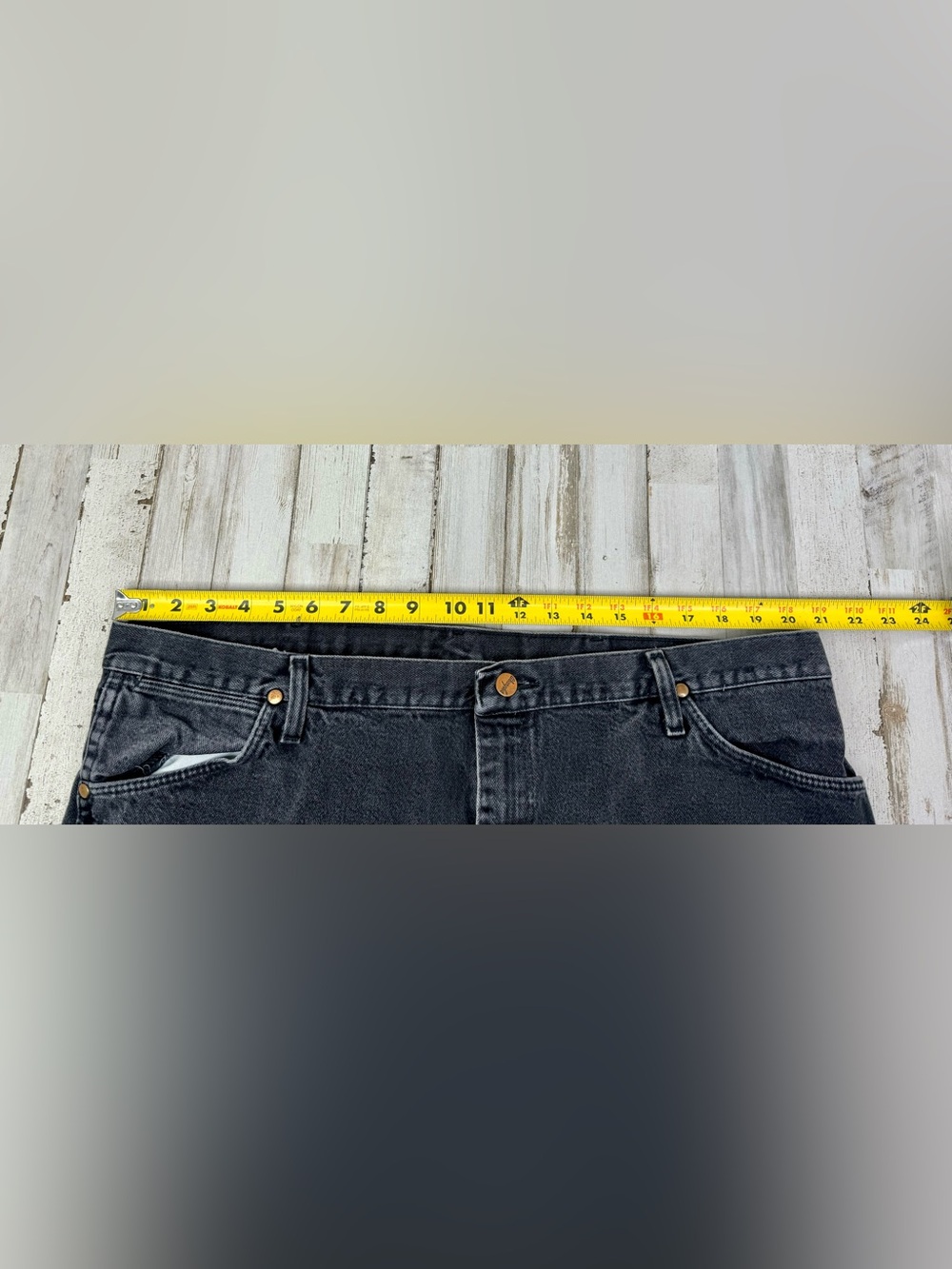 Wrangler Jeans Men's 42x33 Black Cowboy Western Outdoors 13MW2WK Lot Of 2 - Picture 4 of 12